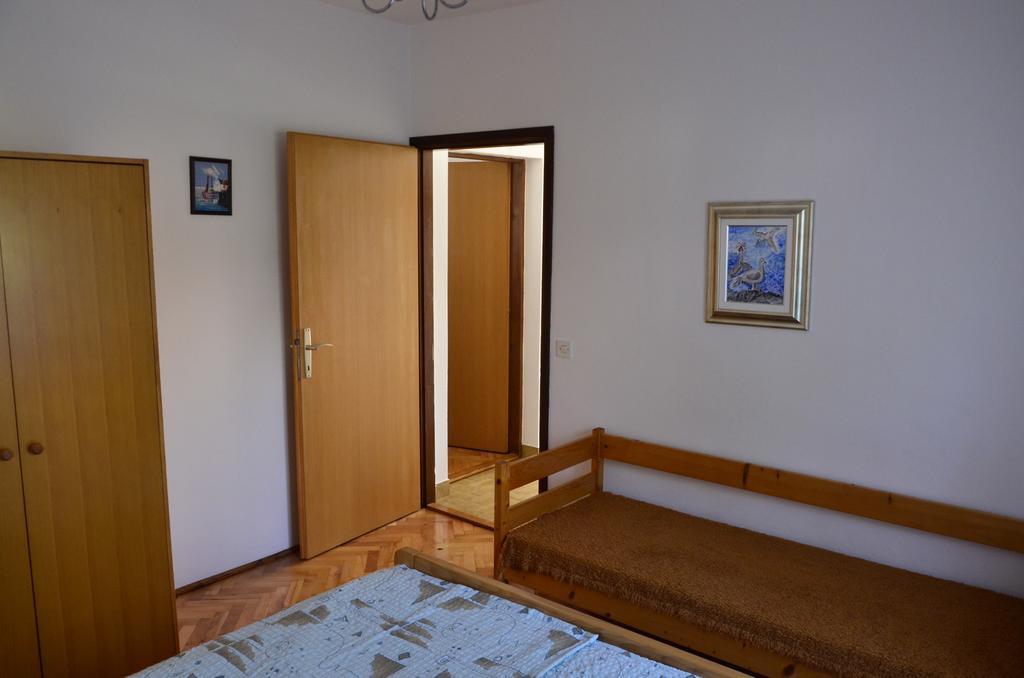Apartment Anton Pinezići Kültér fotó